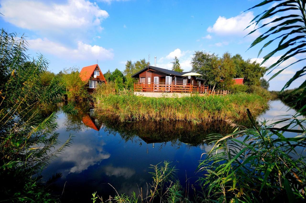 Stanica Wodna Hotel Dźwirzyno Buitenkant foto