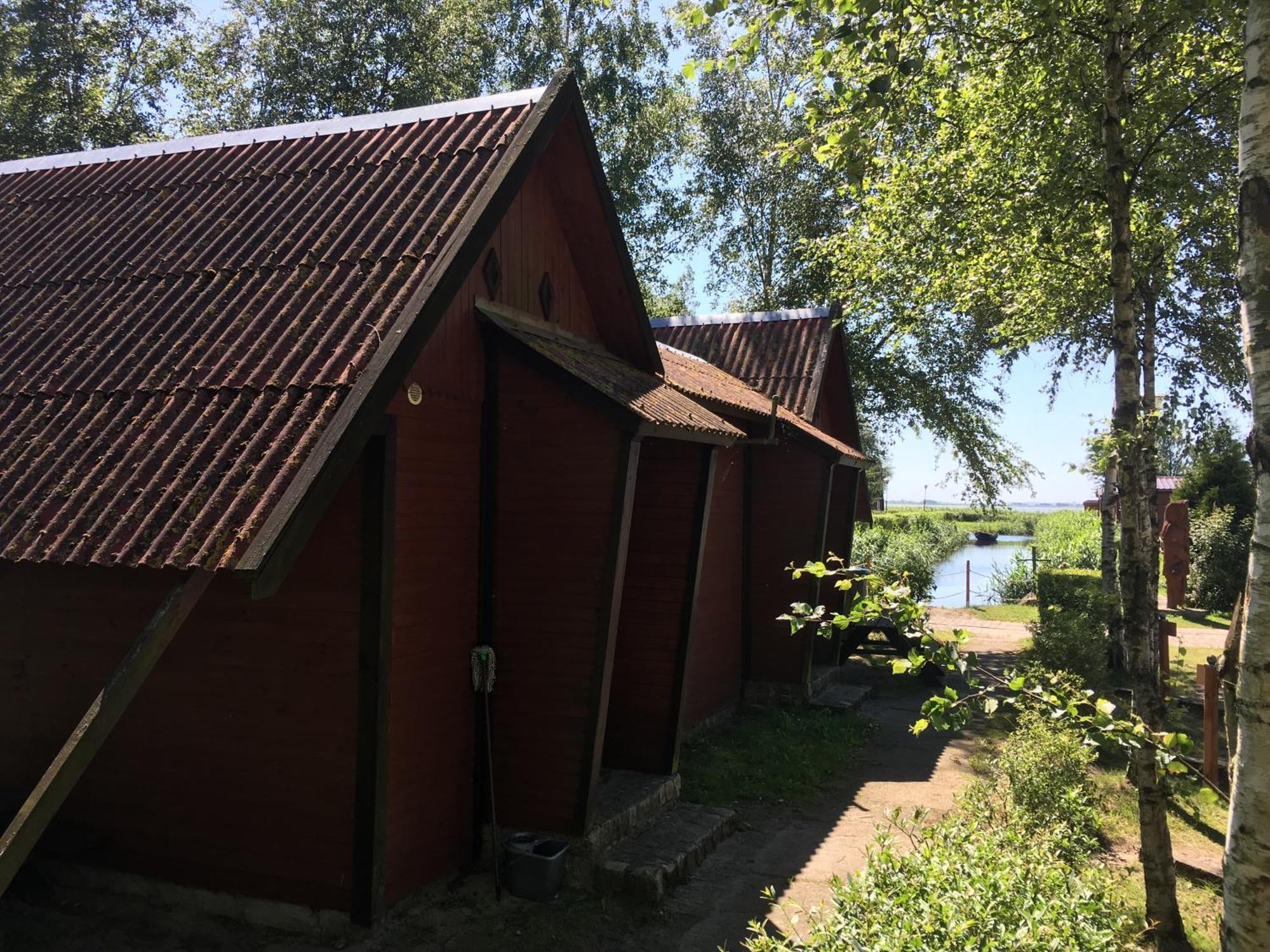 Stanica Wodna Hotel Dźwirzyno Buitenkant foto