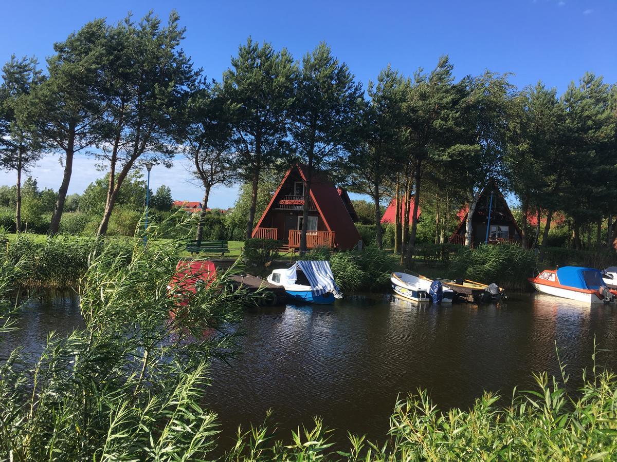 Stanica Wodna Hotel Dźwirzyno Buitenkant foto