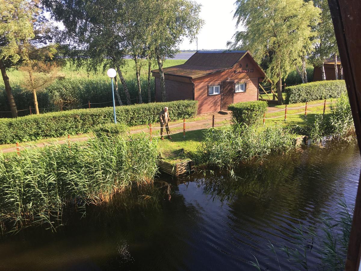 Stanica Wodna Hotel Dźwirzyno Buitenkant foto